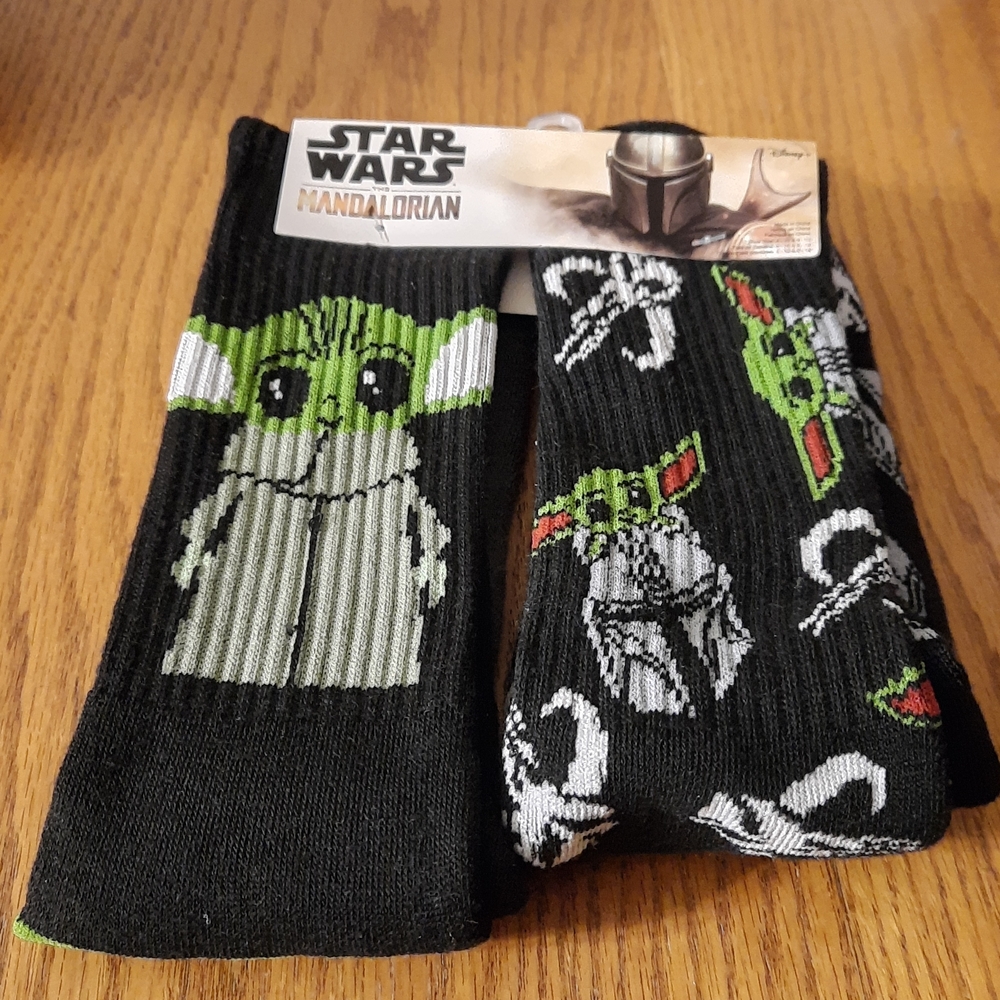 Star Wars Mandalorian Grogu Black & Green Socks Men’s Crew Socks NWT Geek Style